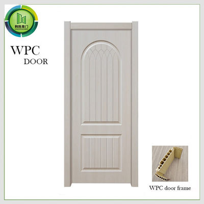 Un bon prix. Peinture résistante de pression à l'intérieur des portes, porte d'entrée de peinture d'ODM WPC en ligne