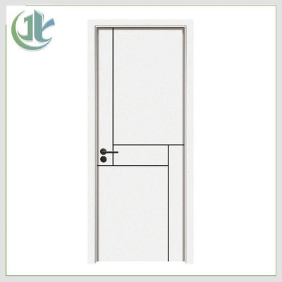 Un bon prix. Blanc simple résistant de WPC de termite creux composé en plastique en bois de porte en ligne