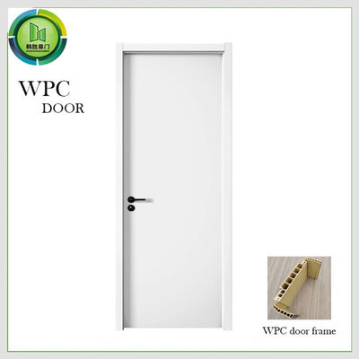 Un bon prix. Porte WPC résistante à l'humidité, Porte creuse WPC avec conception insonorisée, Porte creuse composite à isolation thermique en ligne