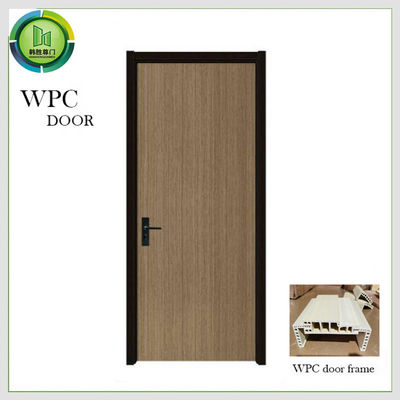 Un bon prix. Le GV résistant en bois intérieur évalué d'humidité de porte du feu WPC a certifié en ligne