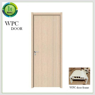 Un bon prix. Utilisation insonorisée d'école de taille du cadre de porte compressif 2500mm de la résistance WPC en ligne