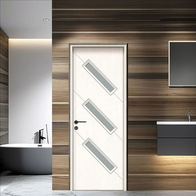 Un bon prix. Porte en verre en WPC porte creuse composite durable construite avec un cadre en WPC à 100% idéal pour les intérieurs insonorisés et énergétiques en ligne