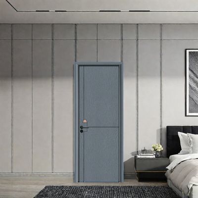 Un bon prix. Porte intérieure en WPC résistant à l'humidité avec isolation thermique et étanche aux termites pour les intérieurs modernes en ligne