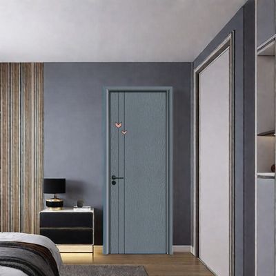 Un bon prix. Porte creuse en WPC insonorisée avec des options de surface personnalisables et une résistance supérieure à l'humidité conçue pour l'intérieur dans divers espaces en ligne