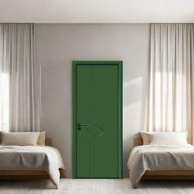Un bon prix. Porte creuse en composite bois-plastique (WPC) au design moderne avec serrure à mortaiser et dimensions standard 2100*600*45mm pour usage intérieur en ligne