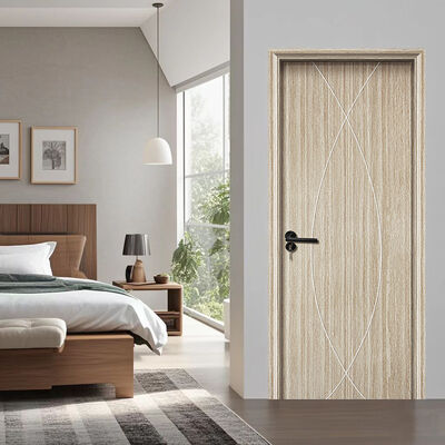 Un bon prix. Porte creuse en WPC résistante à l'humidité et à la pourriture avec d'excellentes propriétés d'isolation thermique en ligne