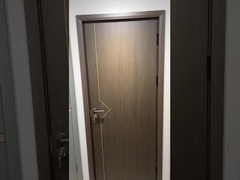 Porte creuse WPC durable et écologique pour un environnement de vie vert et sain